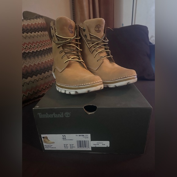 Boots - Picture 2 of 3